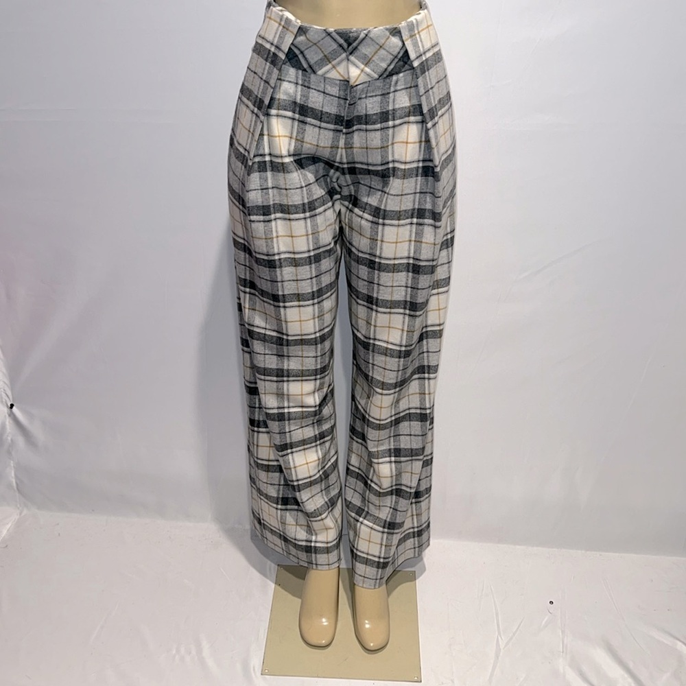 Jean Ateleir Pleated Plaid High Waisted Trouser Pants!
